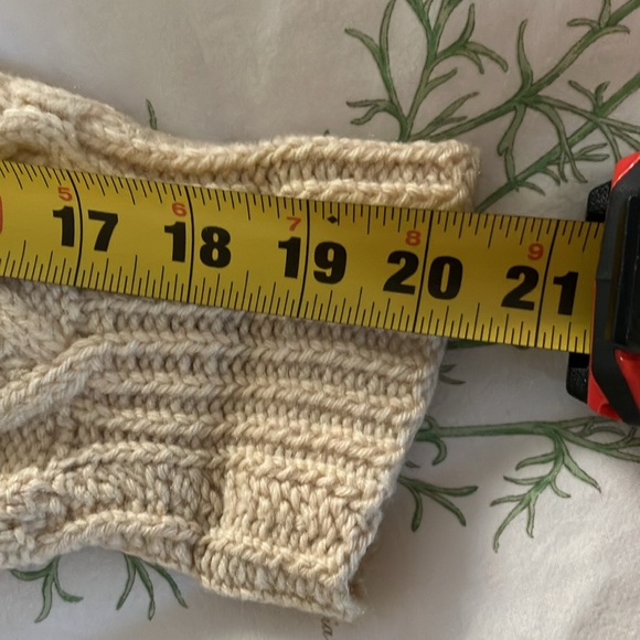 Cardigan- Pure undyed ivory Irish wool, hand knit in Dungloe, Ireland. Size 40 - Picture 11 of 13